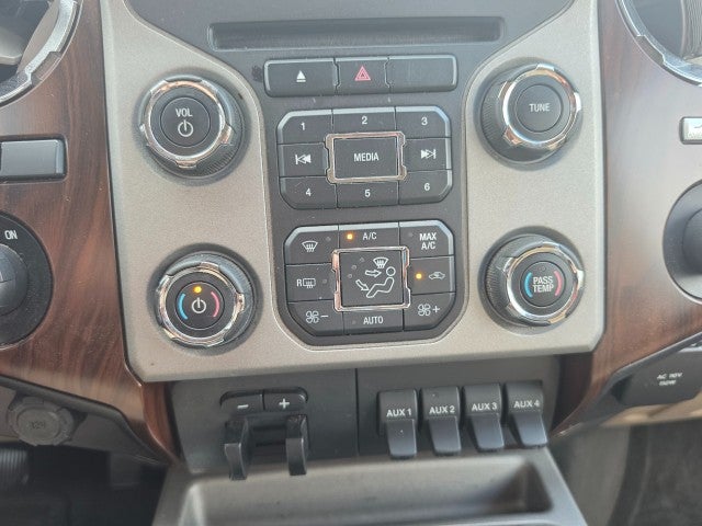2013 Ford Super Duty F-250 SRW Lariat