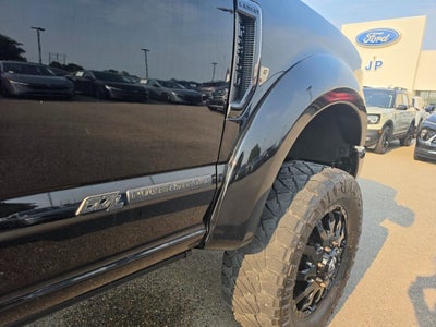 2017 Ford Super Duty F-350 DRW Lariat