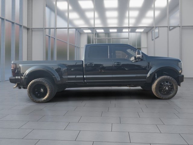 2017 Ford Super Duty F-350 DRW Lariat