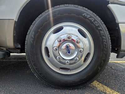 2006 Ford Super Duty F-350 DRW Lariat