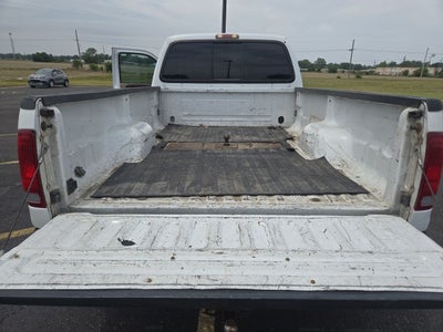 2006 Ford Super Duty F-350 DRW Lariat
