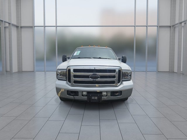 2006 Ford Super Duty F-350 DRW Lariat