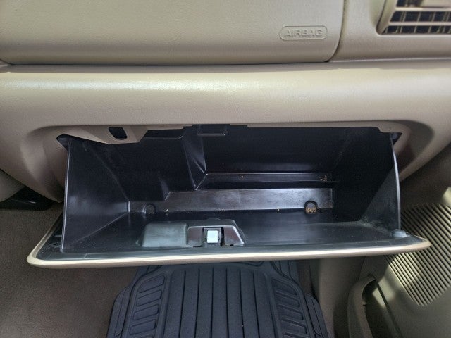 2006 Ford Super Duty F-350 DRW Lariat