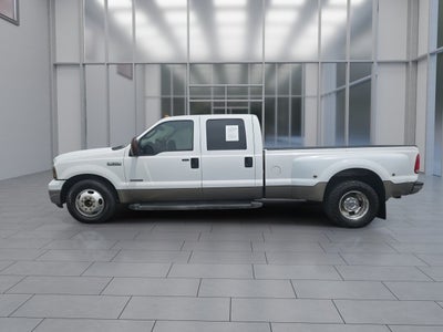 2006 Ford Super Duty F-350 DRW Lariat