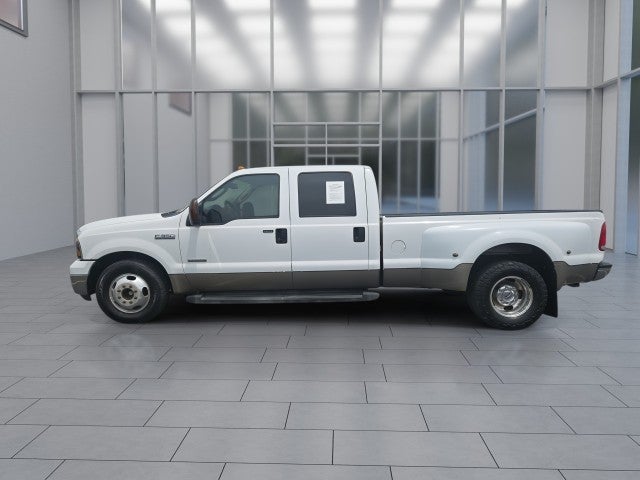 2006 Ford Super Duty F-350 DRW Lariat