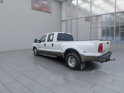 2006 Ford Super Duty F-350 DRW Lariat