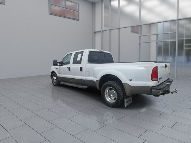 2006 Ford Super Duty F-350 DRW Lariat