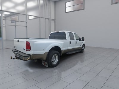 2006 Ford Super Duty F-350 DRW Lariat