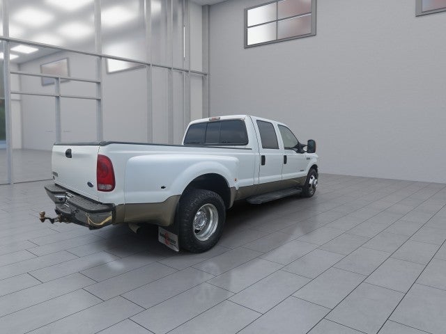 2006 Ford Super Duty F-350 DRW Lariat