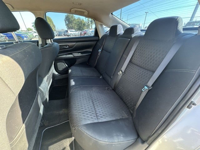 2017 Nissan Altima 2.5 SV
