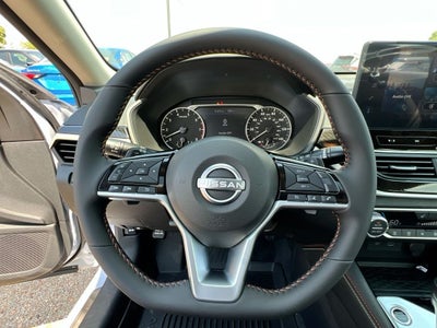 2025 Nissan Altima SR