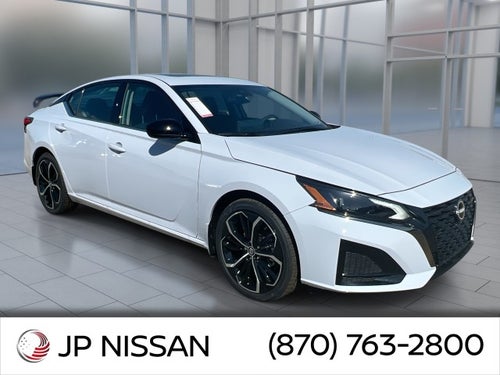 2025 Nissan Altima SR
