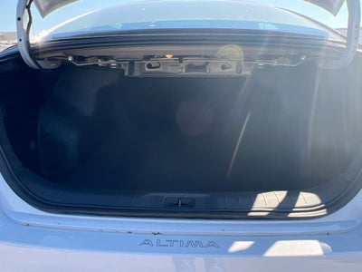 2025 Nissan Altima SR