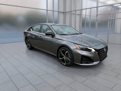 2025 Nissan Altima SR
