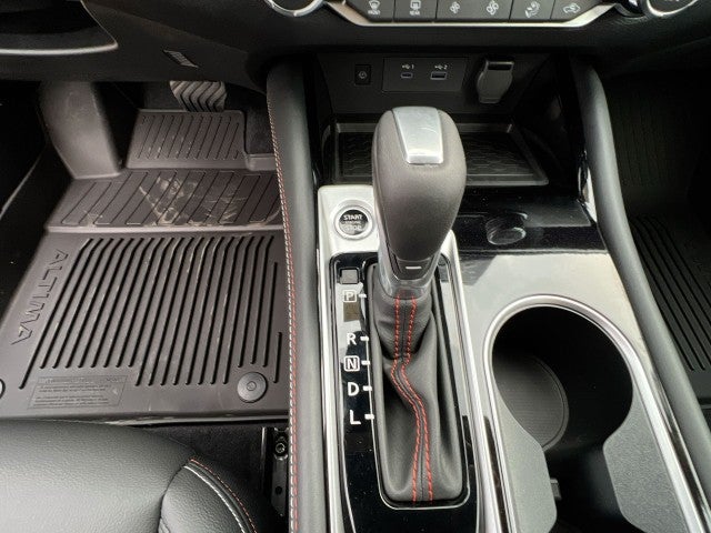 2025 Nissan Altima SR