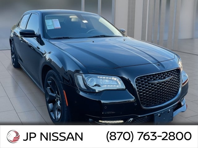 2021 Chrysler 300 Touring L