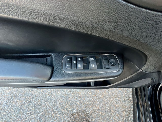 2021 Chrysler 300 Touring L