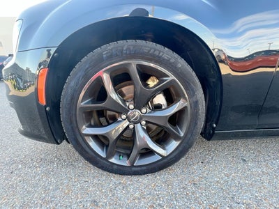 2021 Chrysler 300 Touring L