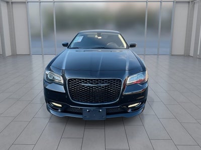 2021 Chrysler 300 Touring L