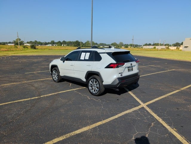 2025 Toyota RAV4 XLE Premium
