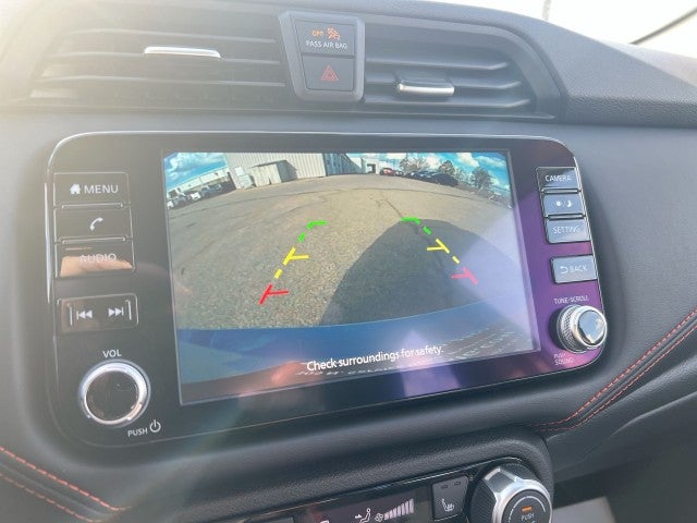 2025 Nissan Versa SR