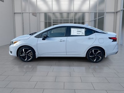 2025 Nissan Versa SR