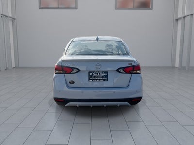 2025 Nissan Versa SR
