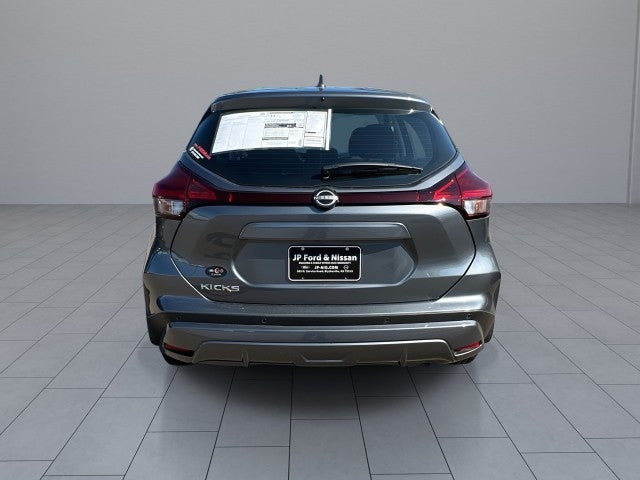 2025 Nissan Kicks Play S