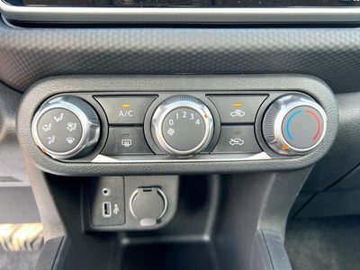 2025 Nissan Kicks Play S