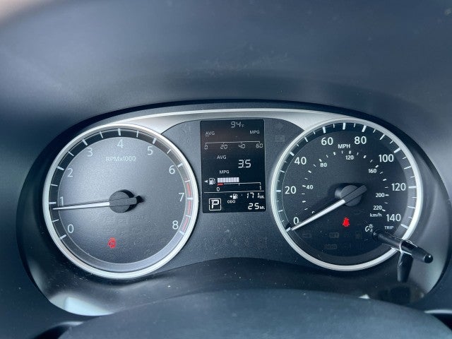 2025 Nissan Kicks Play S