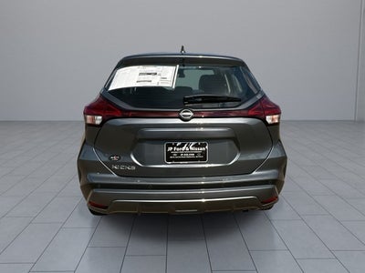 2025 Nissan Kicks Play S