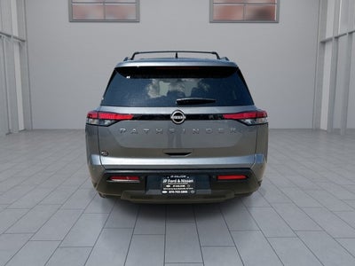 2026 Nissan Pathfinder SV