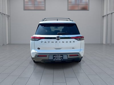 2026 Nissan Pathfinder SL
