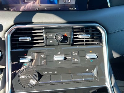 2026 Nissan Armada SV