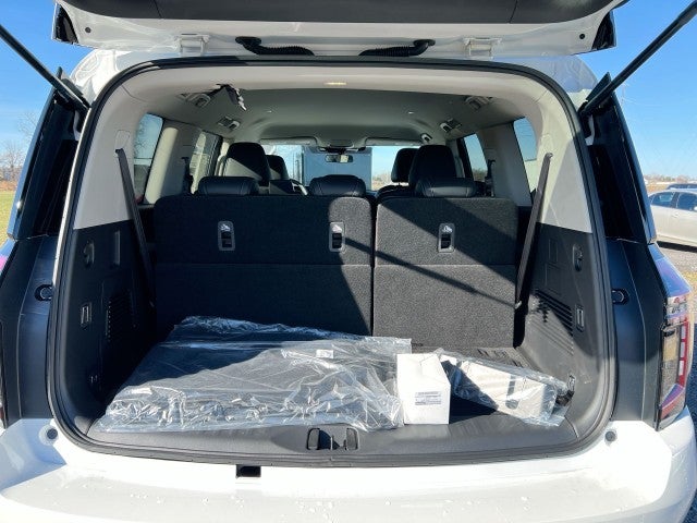 2026 Nissan Armada SV