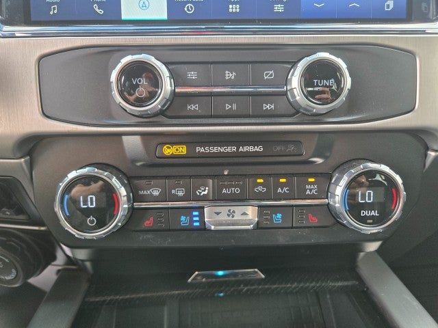 2022 Ford F-450 Platinum