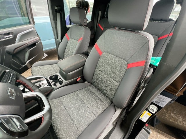 2025 Chevrolet Colorado 4WD Z71