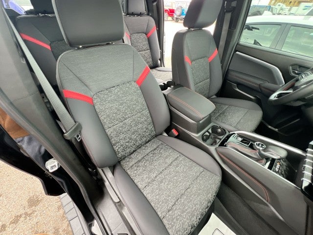 2025 Chevrolet Colorado 4WD Z71