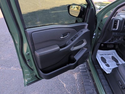 2024 Nissan Frontier SV