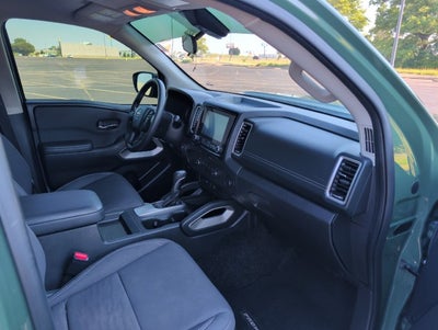 2024 Nissan Frontier SV