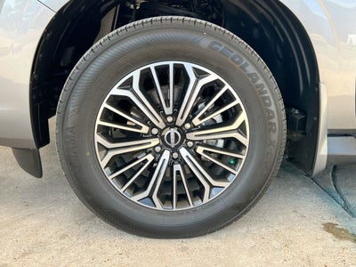 2025 Nissan Armada Platinum