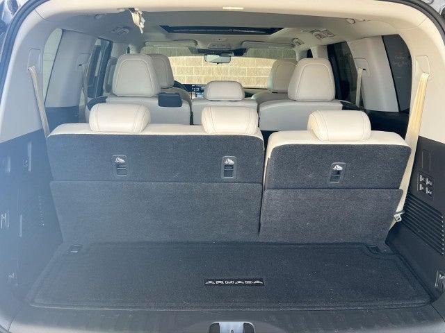 2025 Nissan Armada Platinum